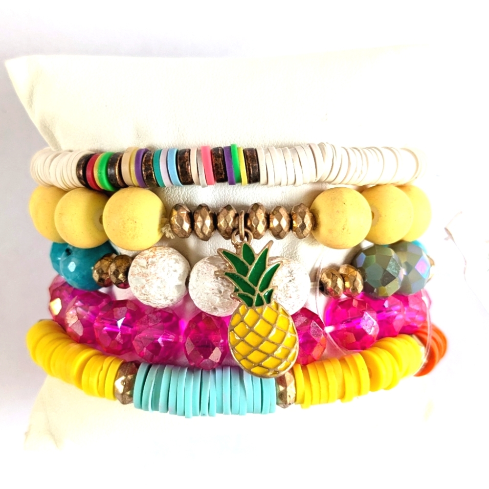 🌞 CLEARANCE Colorful Beaded Stretchy Stack Bracelets with Pineapple Charm NWT